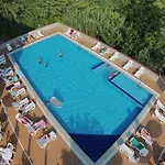 Total Family Hotel 4*