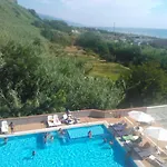 Total Family Hotel